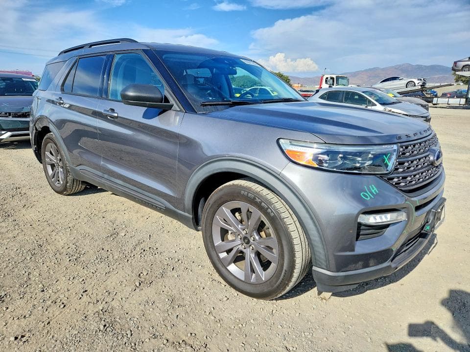 2021 FORD EXPLORER XLT 4