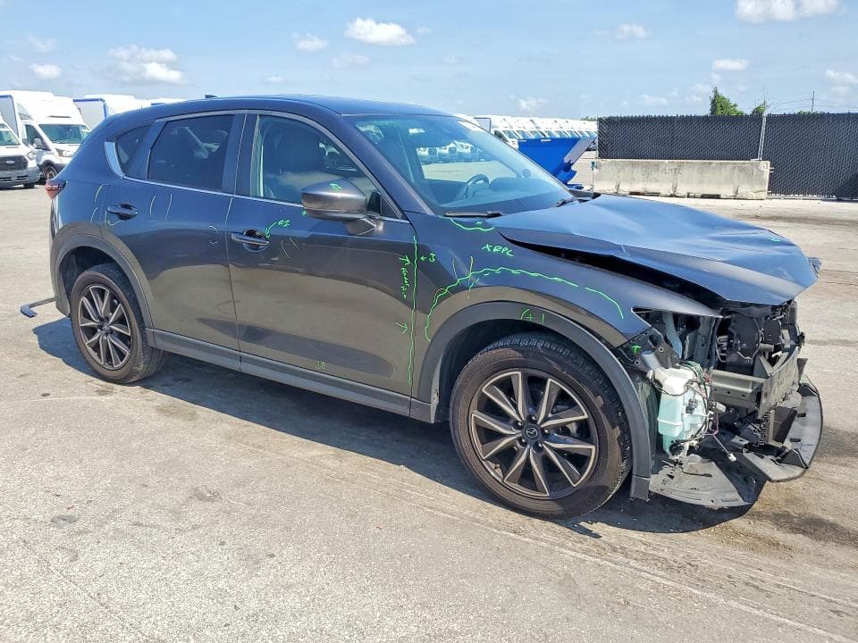 2018 MAZDA CX-5 TOURING 4