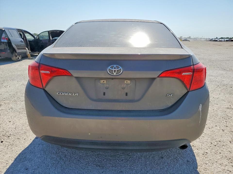 2019 TOYOTA COROLLA SE 6