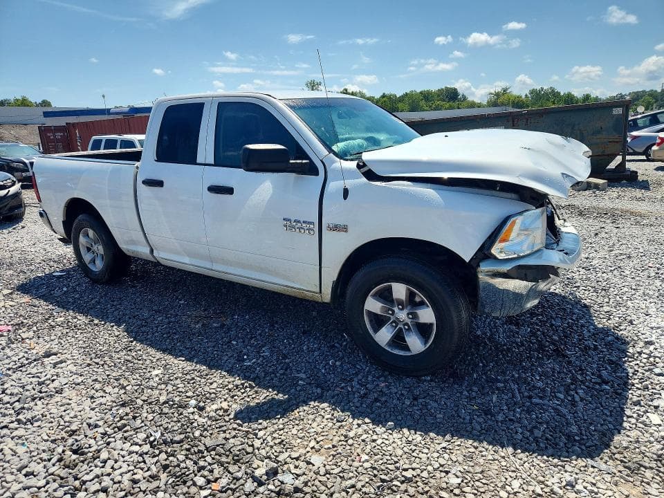 2017 RAM 1500 ST 4