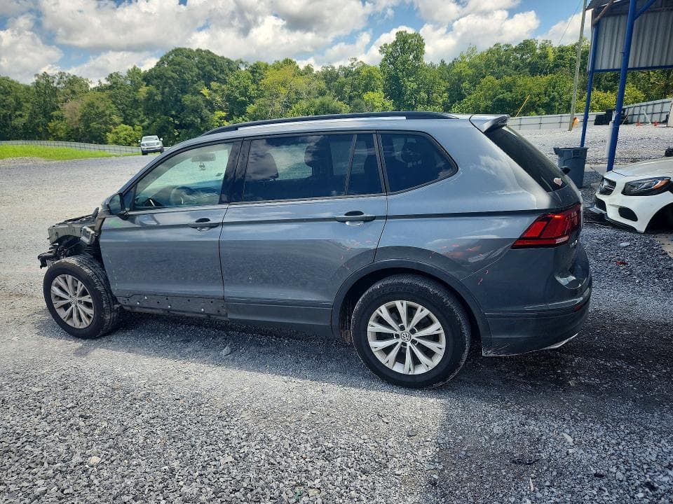 2018 VOLKSWAGEN TIGUAN S 2