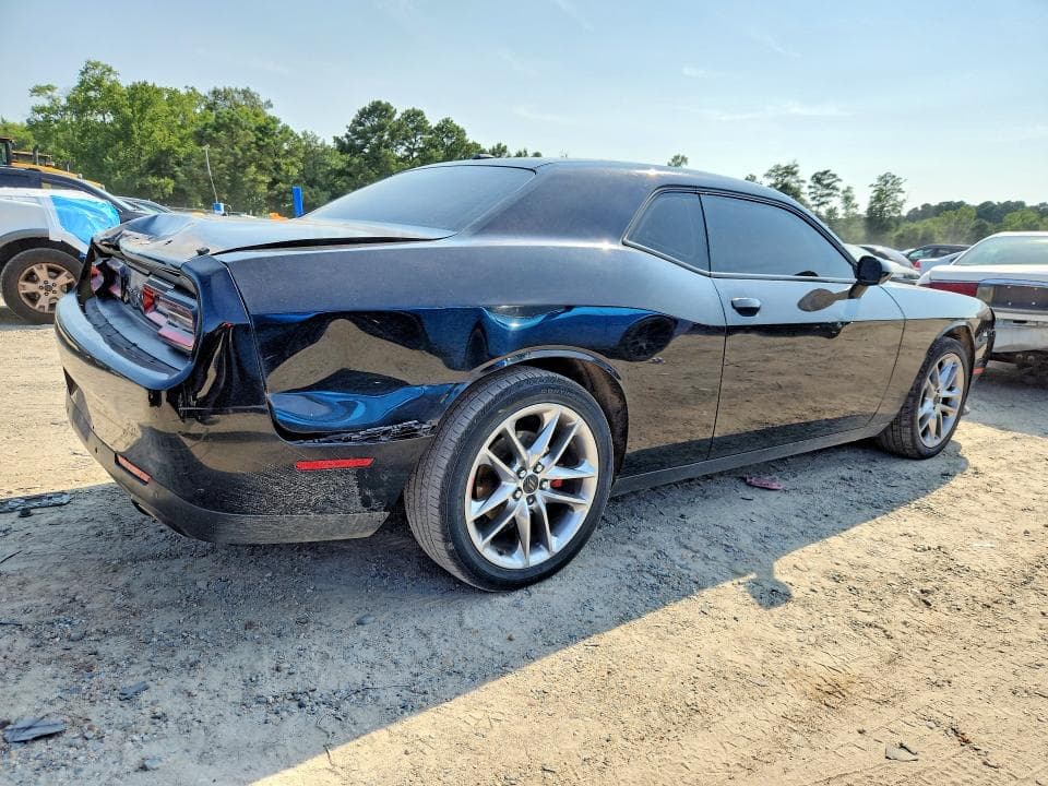 2022 DODGE CHALLENGER GT 3