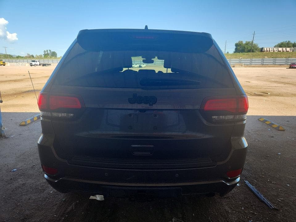 2017 JEEP GRAND CHEROKEE LAREDO 6
