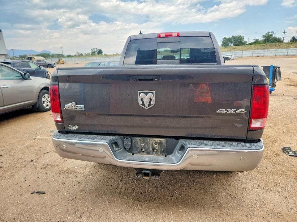 2017 RAM 1500 SLT 6