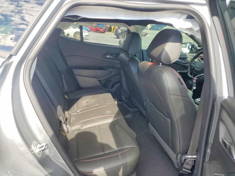 2025 CHEVROLET TRAX 2RS 11