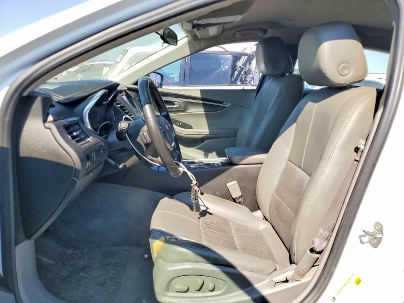 2017 CHEVROLET IMPALA LT 7