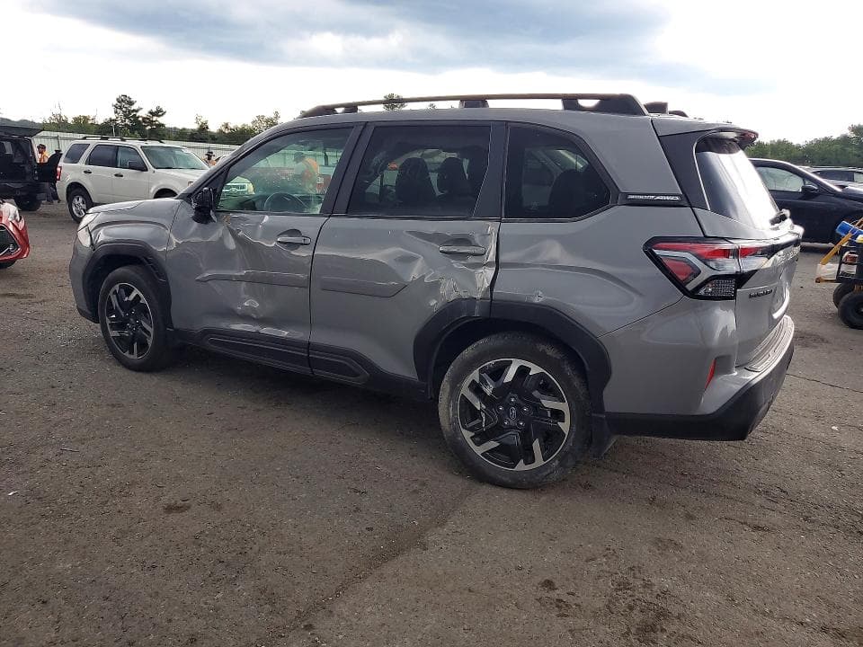 2025 SUBARU FORESTER LIMITED 2