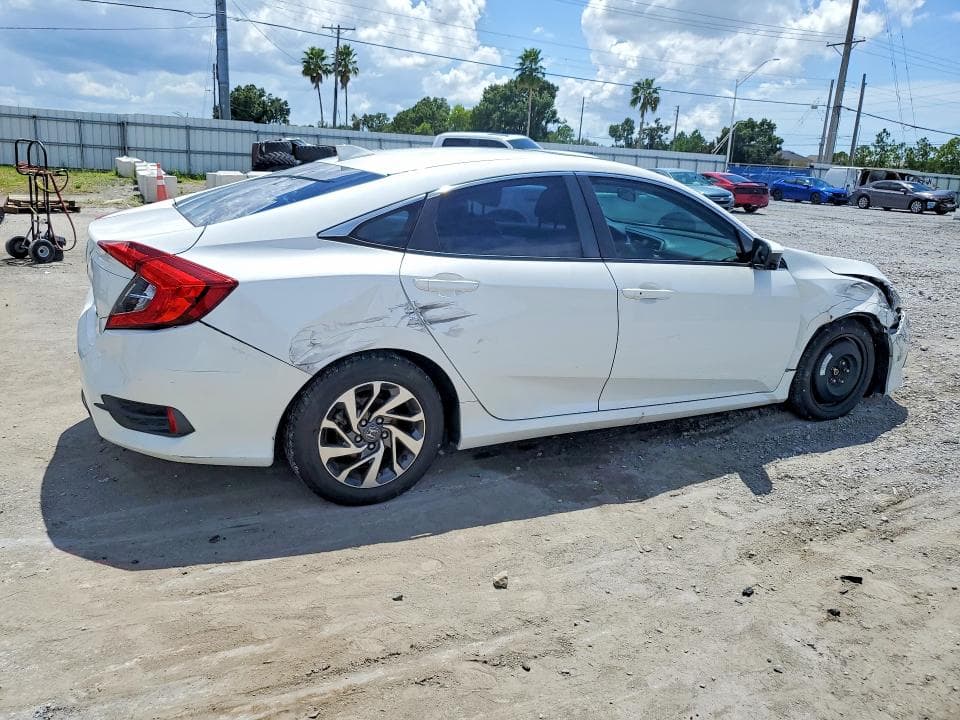 2018 HONDA CIVIC EX 3