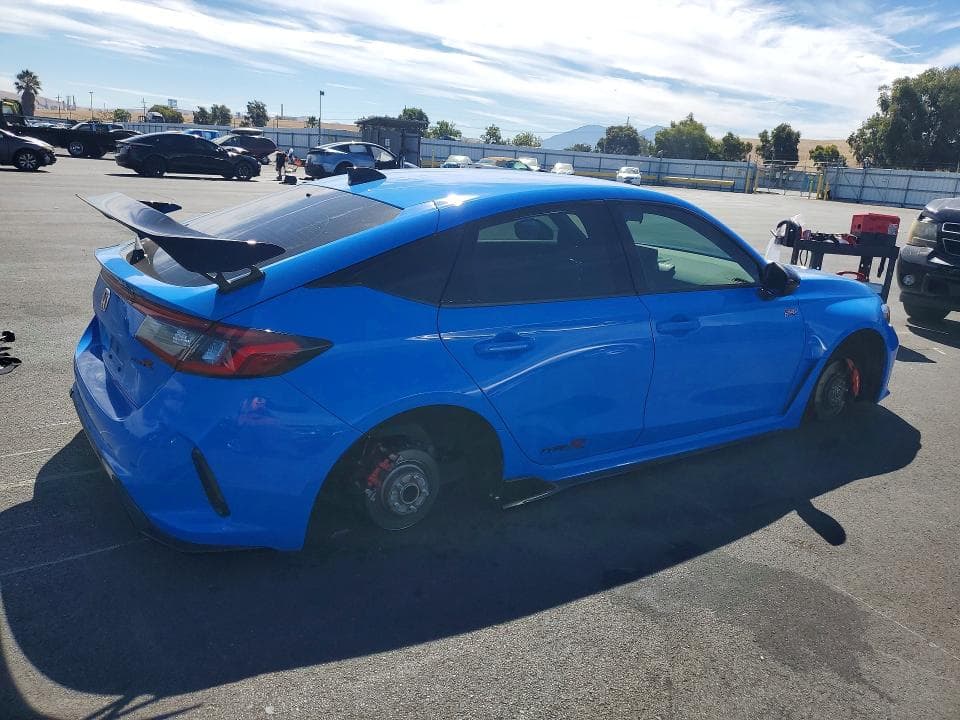 2024 HONDA CIVIC TYPE-R 3