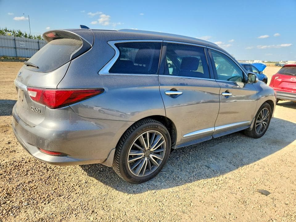 2018 INFINITI QX60 BASE 3