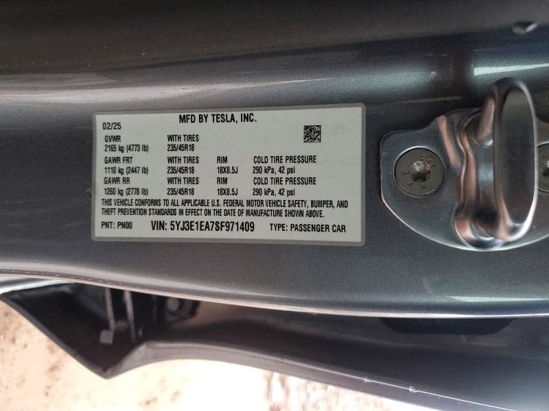 2025 TESLA MODEL 3 12