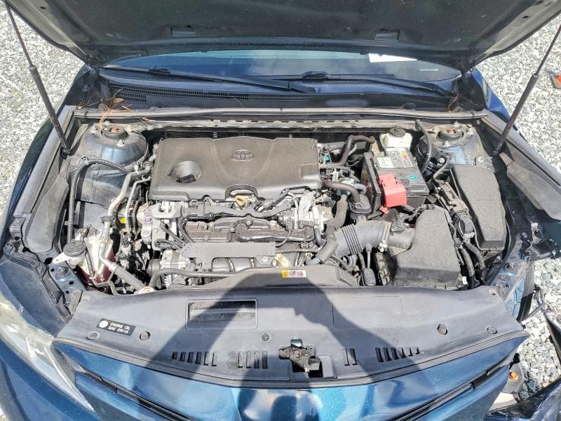 2020 TOYOTA CAMRY LE 11