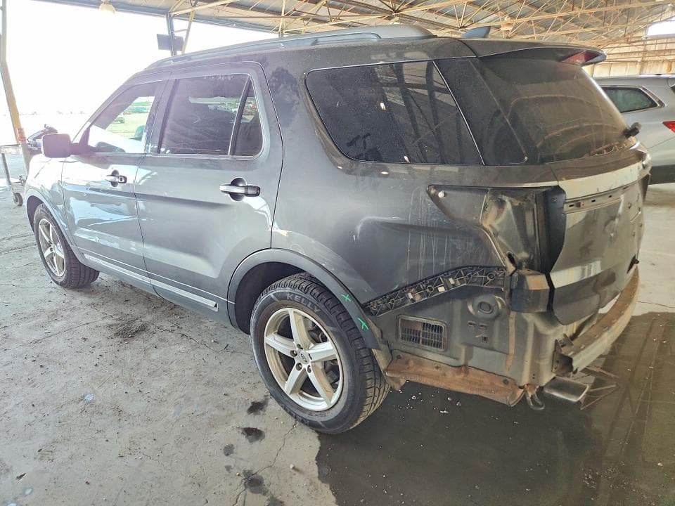 2018 FORD EXPLORER XLT 2