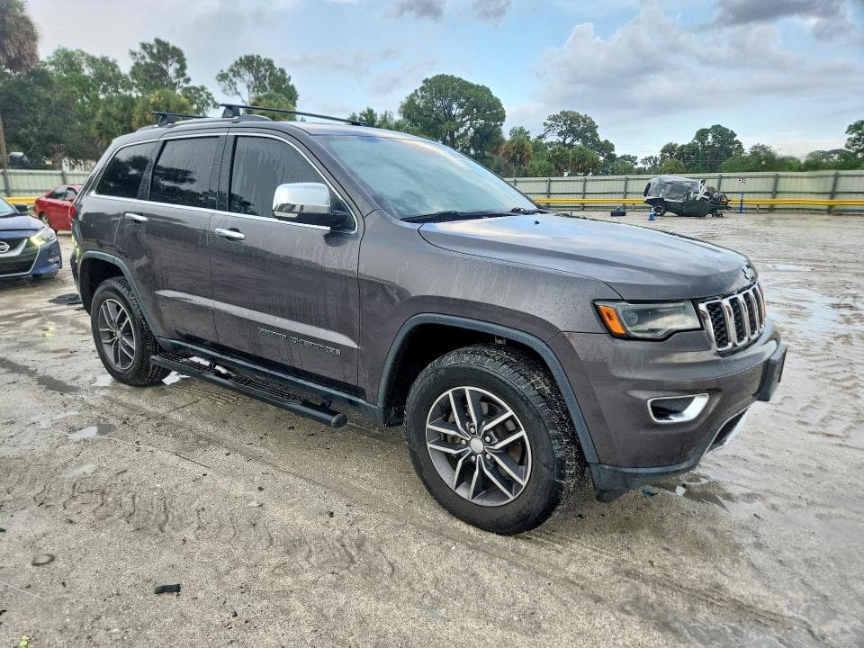 2017 JEEP GRAND CHEROKEE LIMITED 4