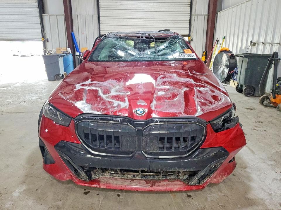 2025 BMW 540 XI 5