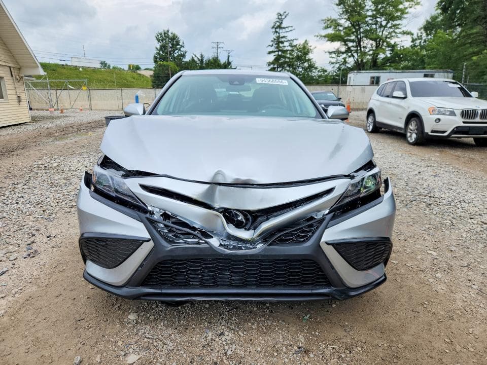 2021 TOYOTA CAMRY SE SE 5
