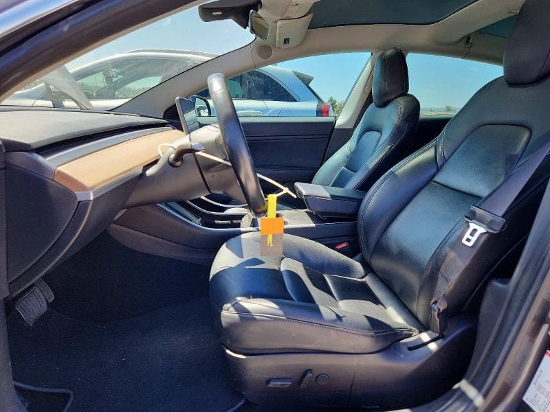 2018 TESLA MODEL 3 7