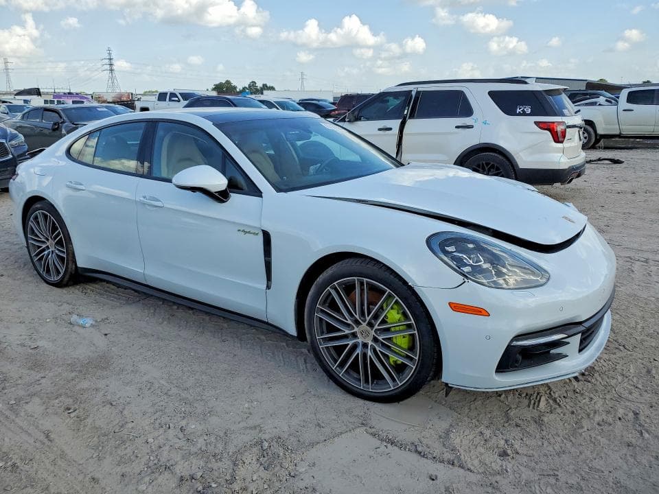 2019 PORSCHE PANAMERA 4 E-HYBRID 4