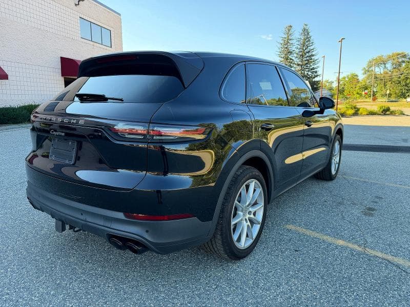 2019 PORSCHE CAYENNE 4