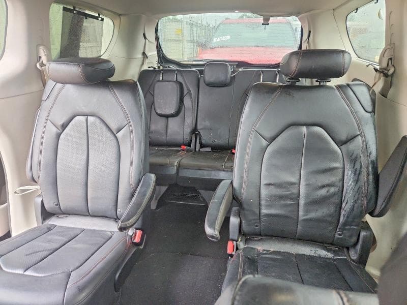 2019 CHRYSLER PACIFICA TOURING L 10