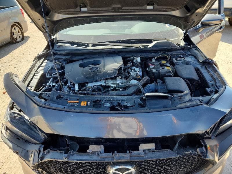 2024 MAZDA 3 PREFERRED 11