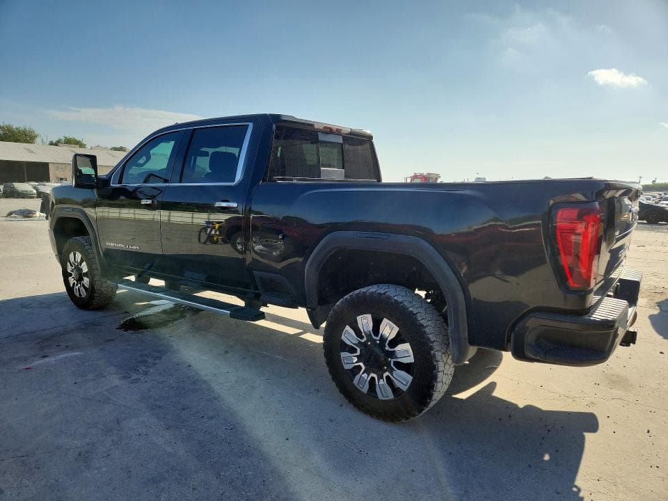2021 GMC SIERRA K2500 DENALI 2