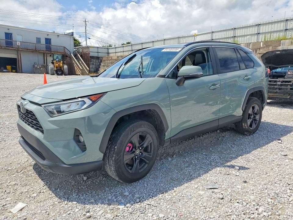 2020 TOYOTA RAV4 XLE - 1