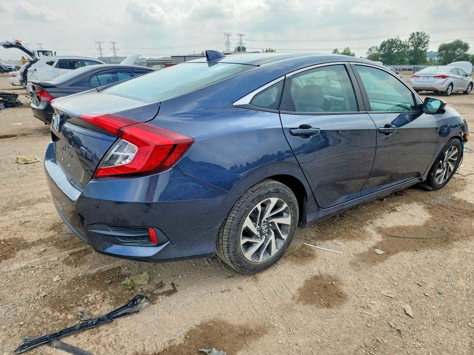 2017 HONDA CIVIC EX 3
