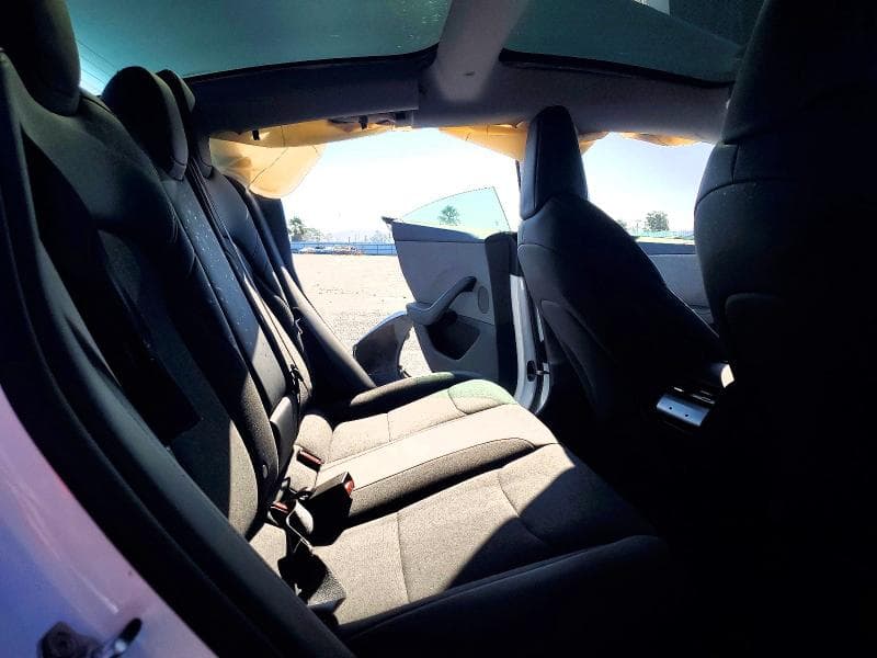 2026 TESLA MODEL 3 10