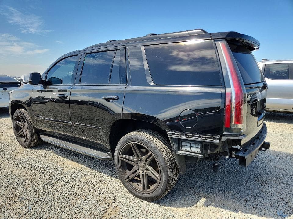 2017 CADILLAC ESCALADE LUXURY 2