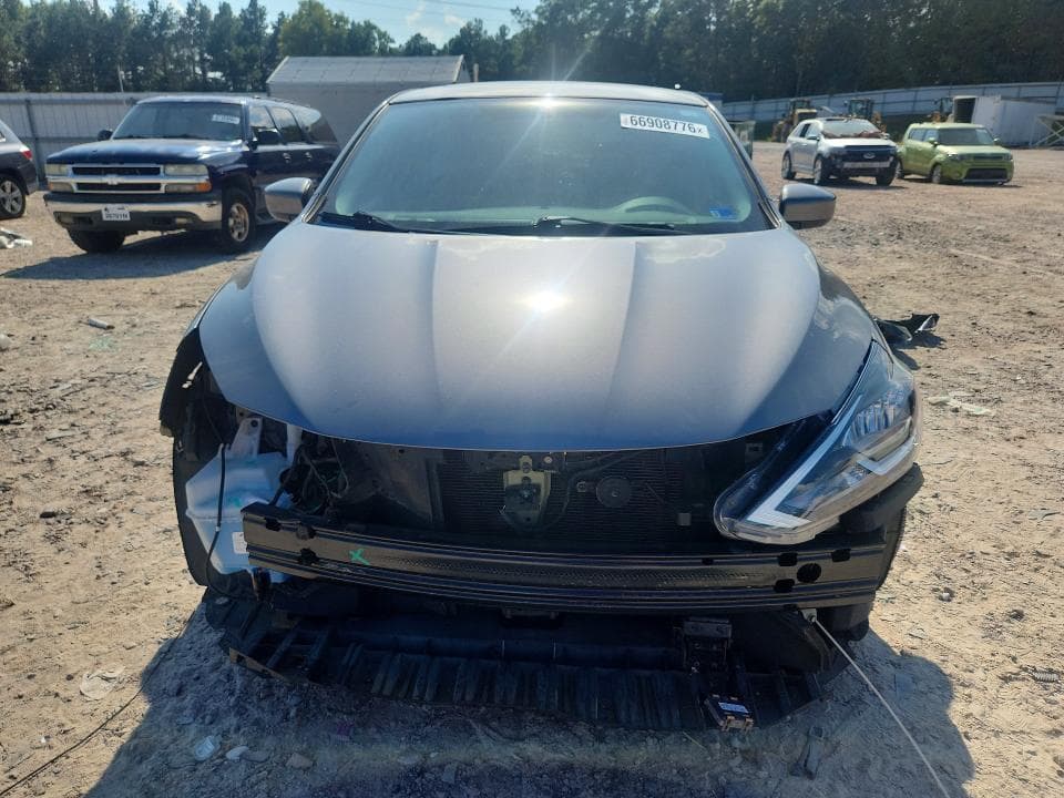 2019 NISSAN SENTRA SV 5