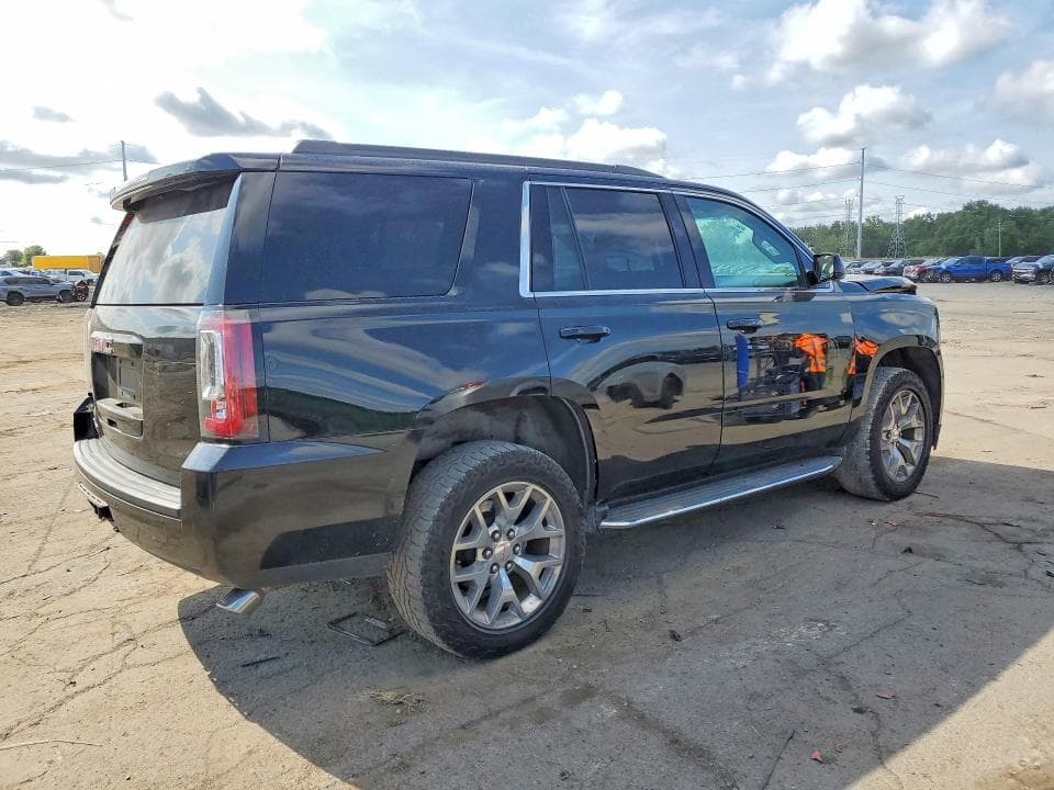 2019 GMC YUKON SLE 3
