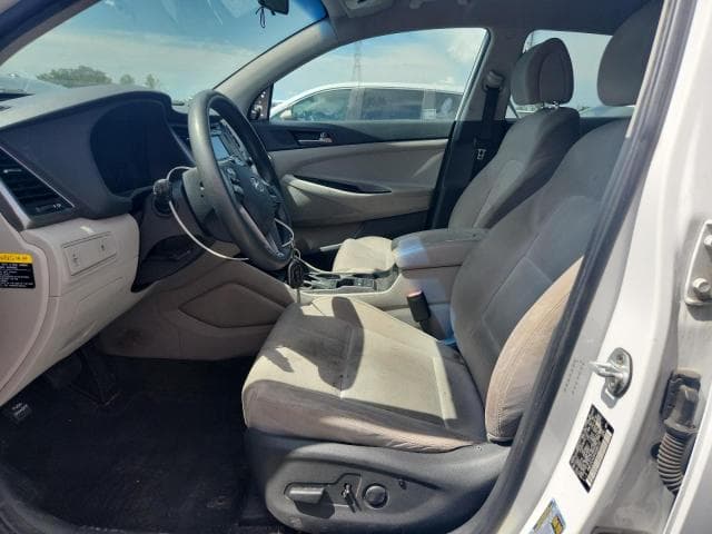 2017 HYUNDAI TUCSON SE 7
