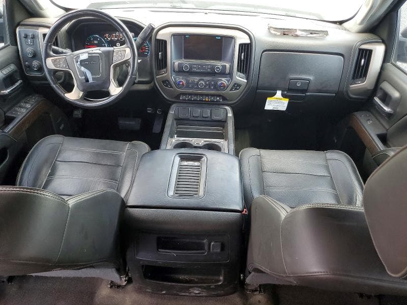 2018 GMC SIERRA K2500 DENALI 8
