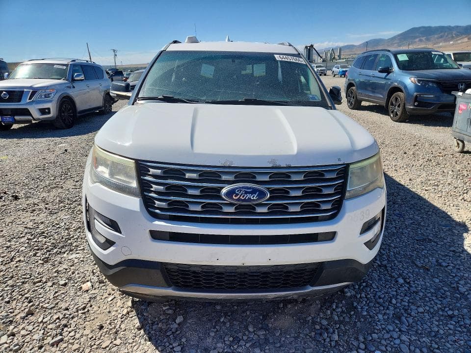 2017 FORD EXPLORER XLT 5