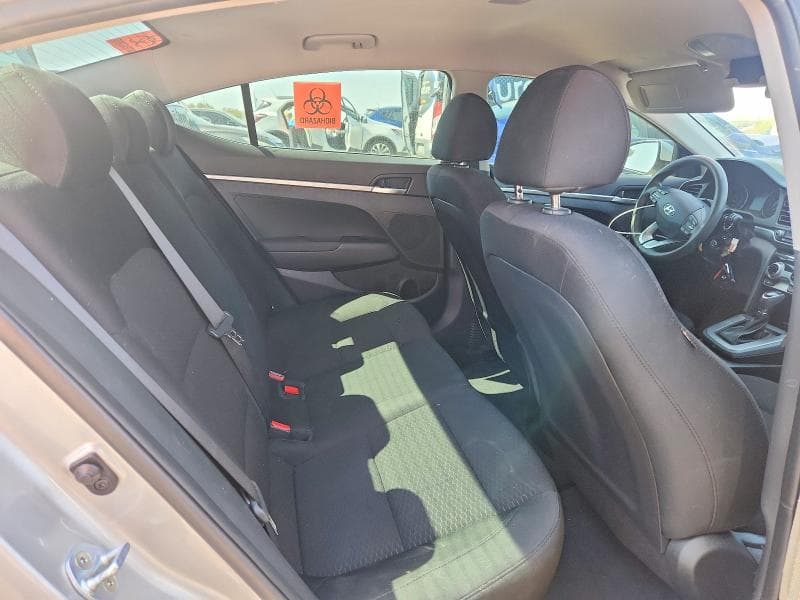 2019 HYUNDAI ELANTRA SE 10
