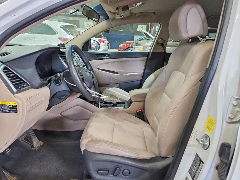 2017 HYUNDAI TUCSON SE 7