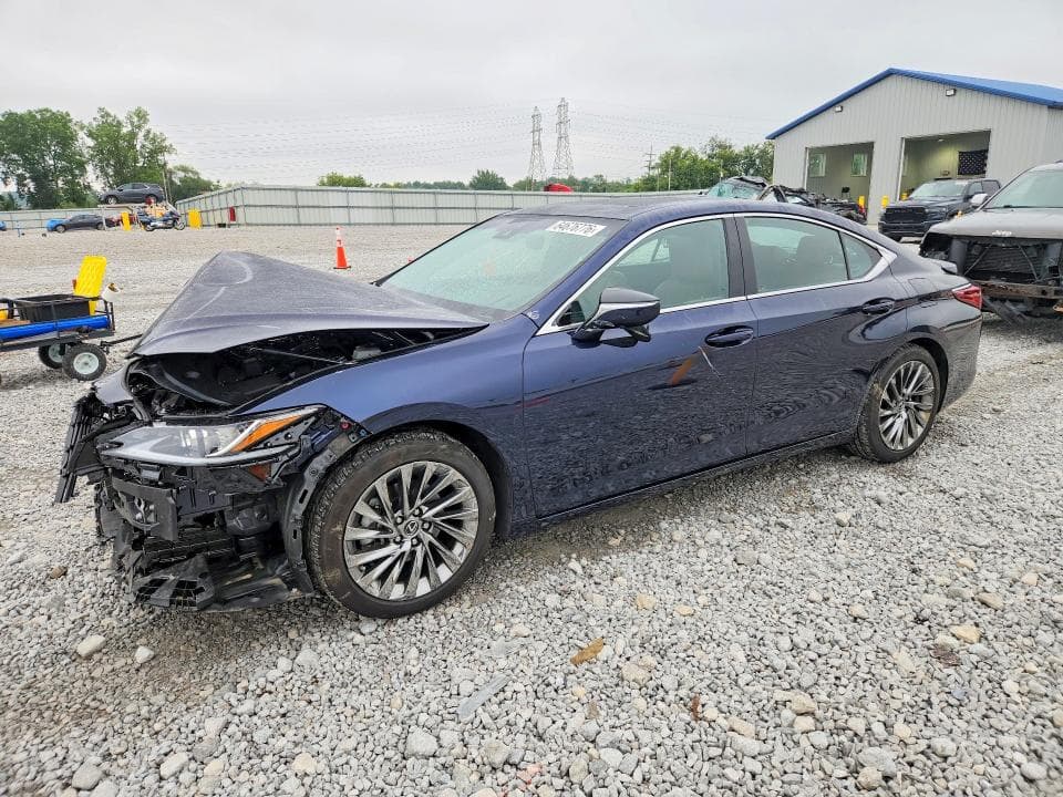 2025 LEXUS ES 300H LUXURY - 1