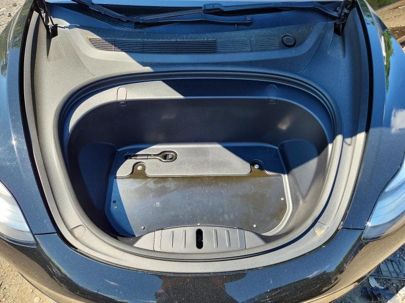 2018 TESLA MODEL 3 11