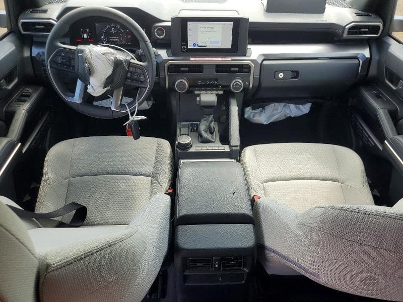 2025 TOYOTA 4RUNNER SR5 8