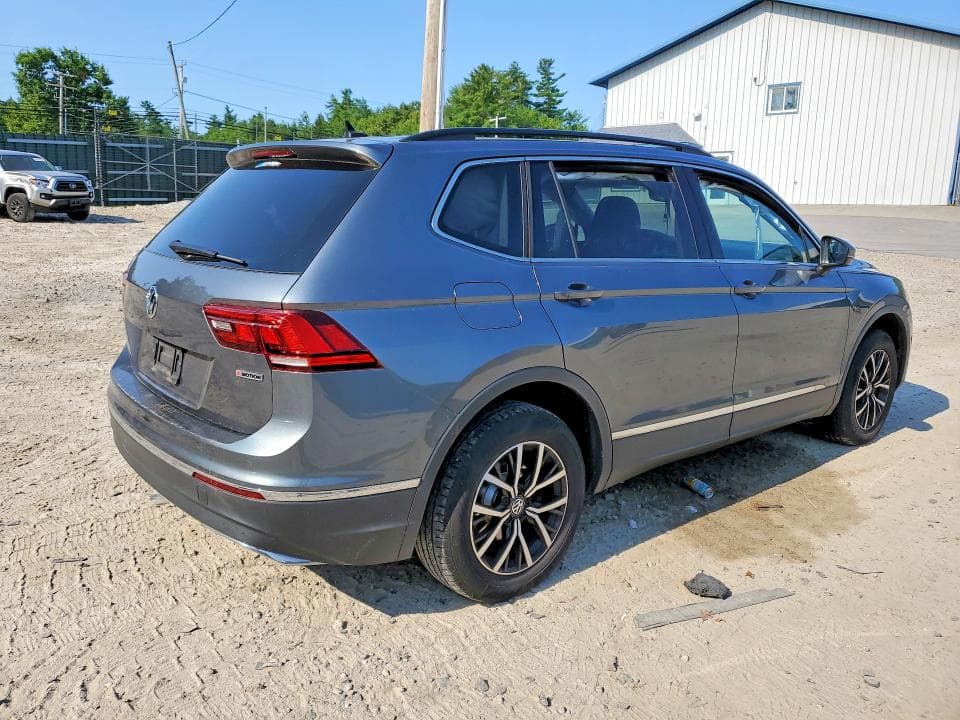 2021 VOLKSWAGEN TIGUAN SE 3