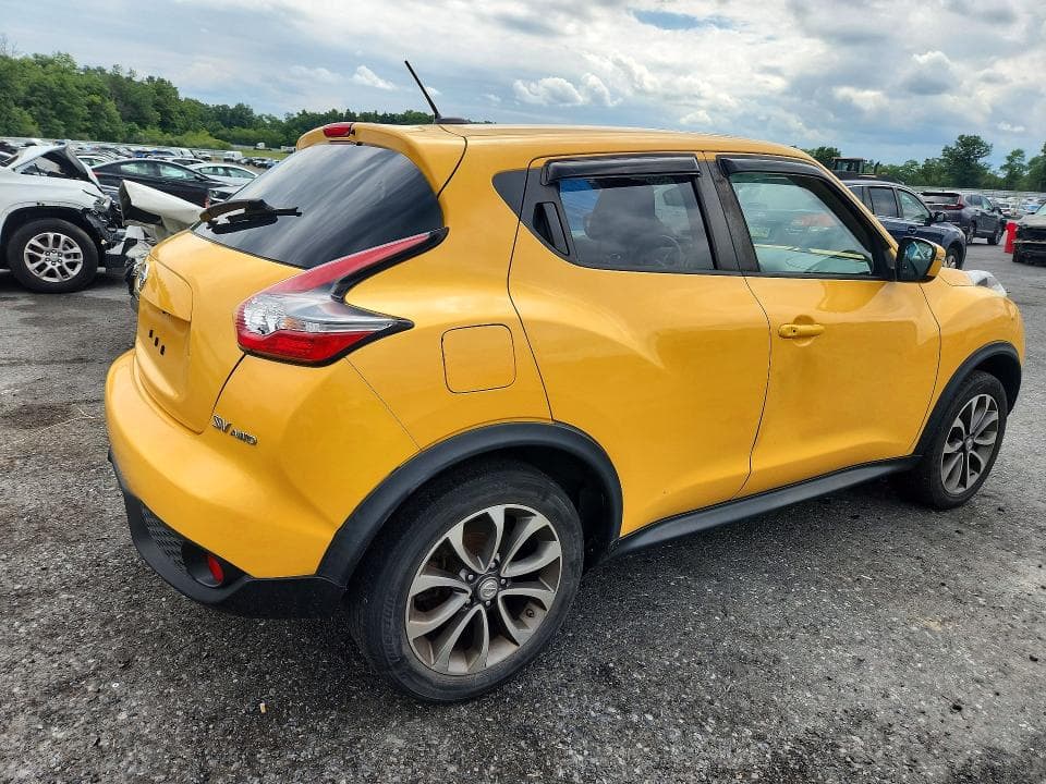 2017 NISSAN JUKE SV 3