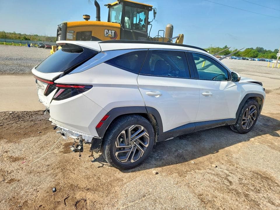 2025 HYUNDAI TUCSON LIMITED 3