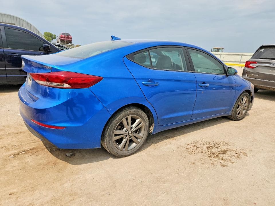 2018 HYUNDAI ELANTRA SEL 3