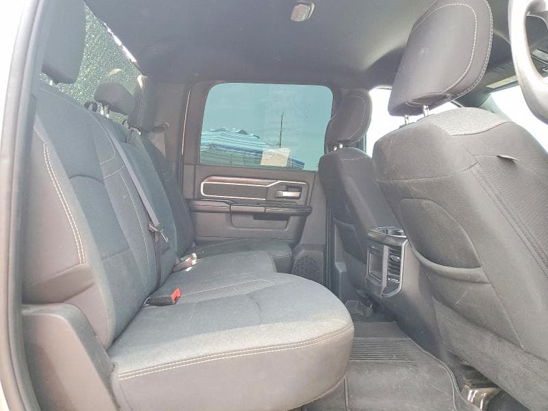 2023 RAM 3500 BIG HORN 10