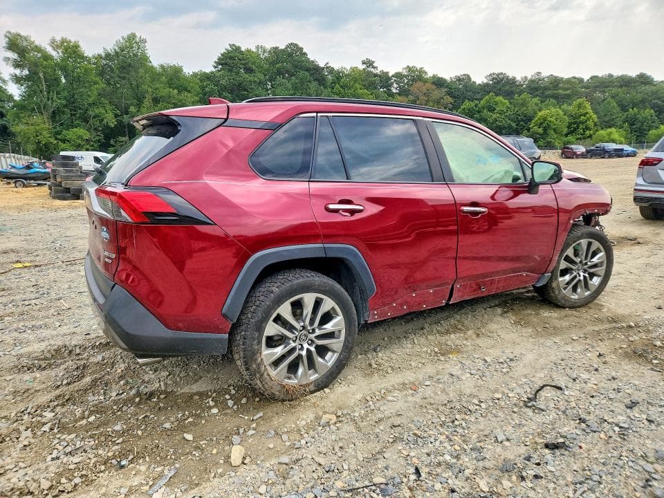 2019 TOYOTA RAV4 LIMITED 3