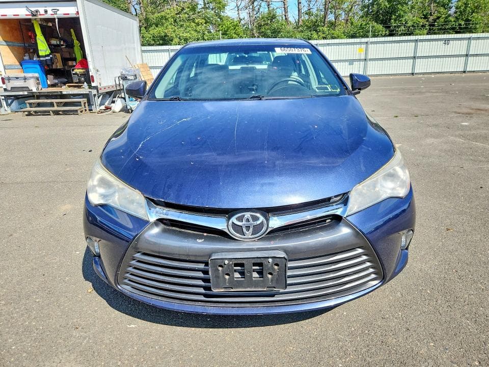 2017 TOYOTA CAMRY LE 5