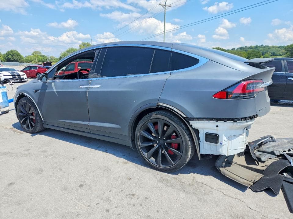 2017 TESLA MODEL X 2