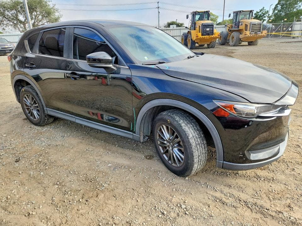 2017 MAZDA CX-5 SPORT 4