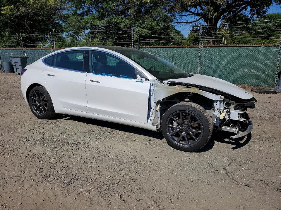 2020 TESLA MODEL 3 4